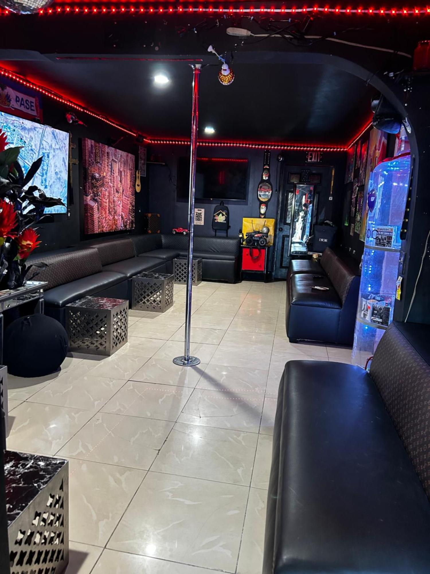 The Black Door Hospedagem domiciliar Miami